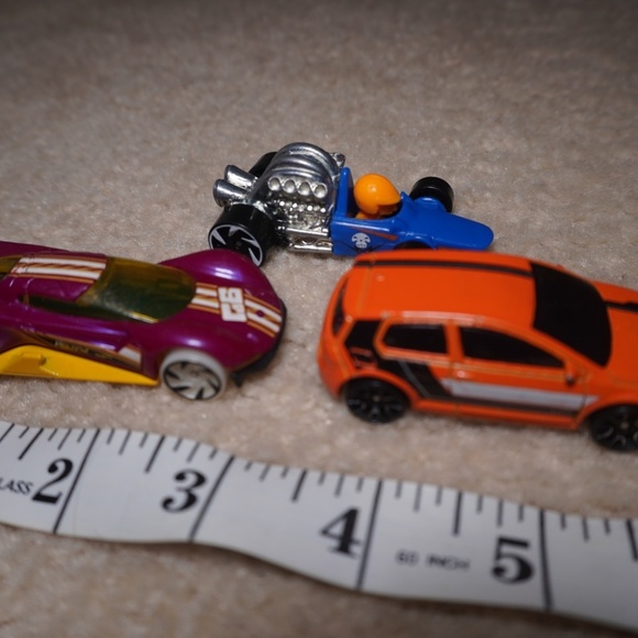 Hot Wheels Crescendo,Volkswagen Golf,Tooned Headstarter, Bundle (3) Cars - Picture 2 of 3